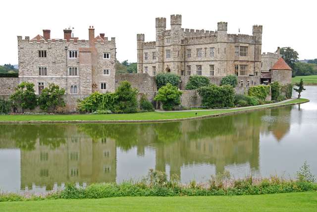 leedscastle1.jpg