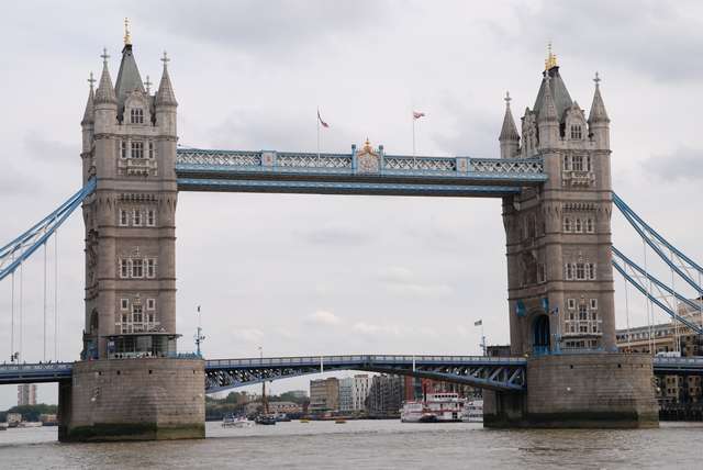 towerbridge1.jpg