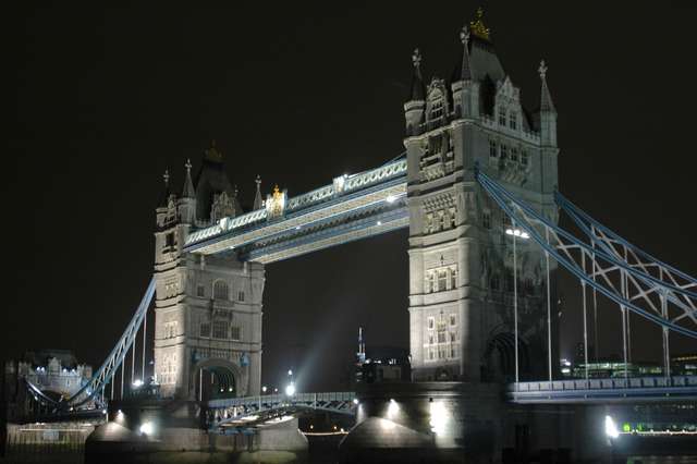 towerbridge2.jpg