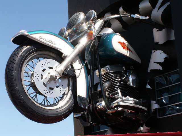 harleycafe.jpg
