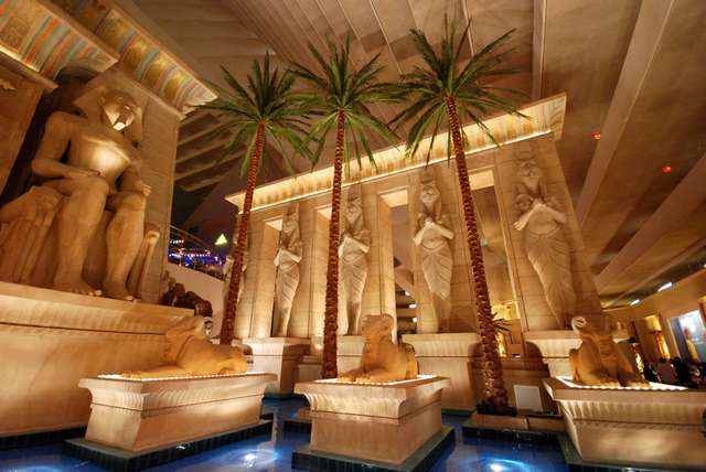 luxor4.jpg