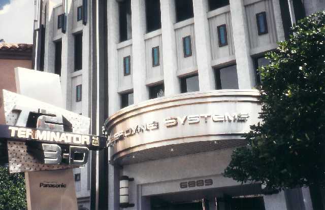 universal3.jpg