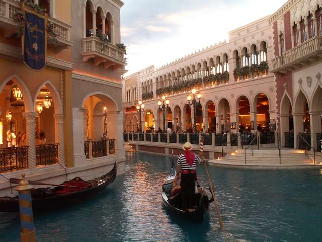 venetian2.jpg